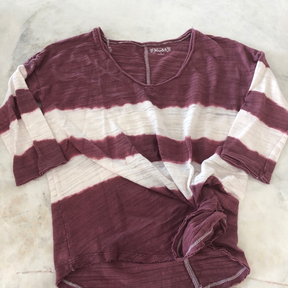 Deep pink and white 3/4 length top
